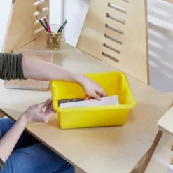 ECR4Kids Scoop Front Storage Bin, Multipurpose Organization, 20-Piece -Rubbermaid Shop GUEST f0210c6b 2685 41c0 92ac 486991a0a19d